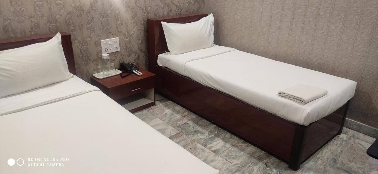 Hotel Park Victoria كولكاتا المظهر الخارجي الصورة