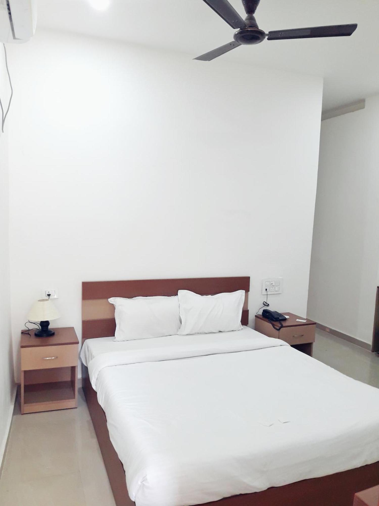 Hotel Park Victoria كولكاتا المظهر الخارجي الصورة