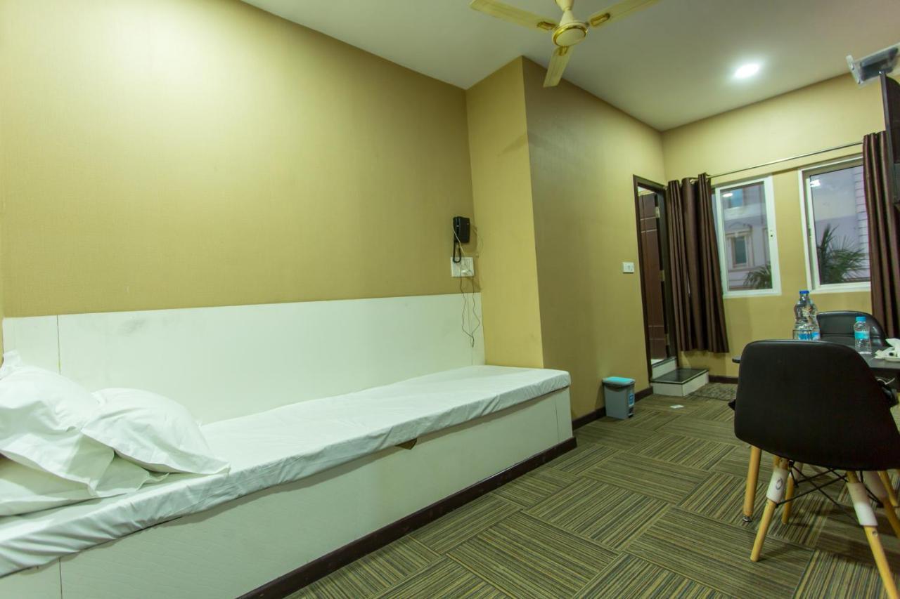 Hotel Park Victoria كولكاتا المظهر الخارجي الصورة